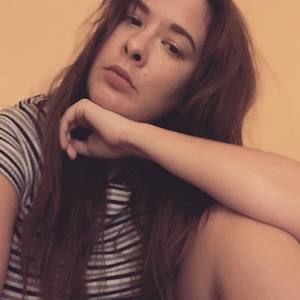 Meet your Posher, Leah